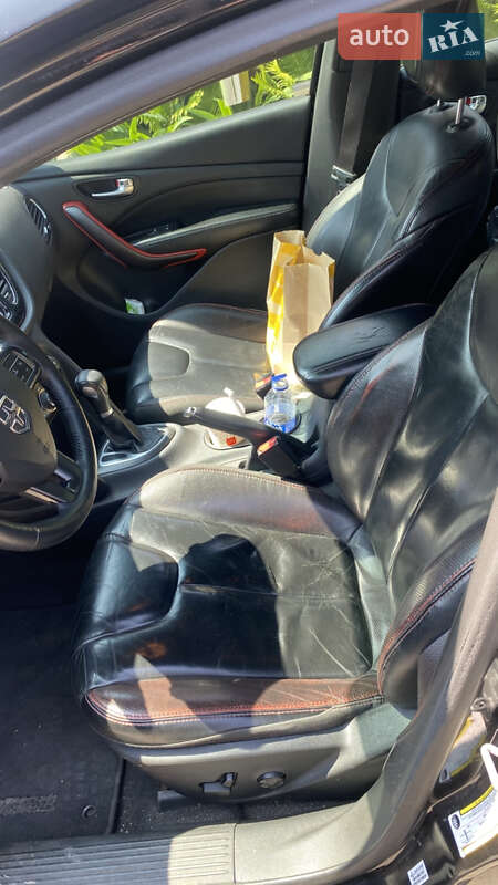 Седан Dodge Dart 2014 в Киеве фото 12 Седан Dodge Dart 2014 в Киеве