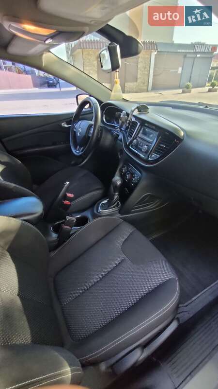 Седан Dodge Dart 2015 в 