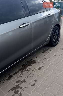 Седан Dodge Dart 2012 в 