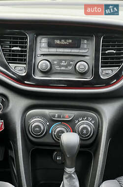 Седан Dodge Dart 2015 в 