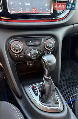 Седан Dodge Dart 2013 в 