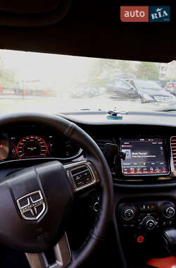 Седан Dodge Dart 2012 в 