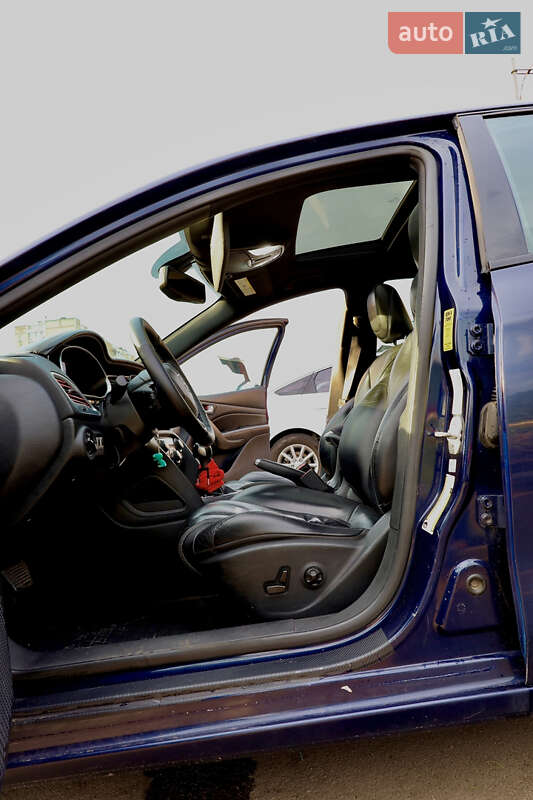 Седан Dodge Dart 2012 в Києві