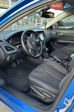 Седан Dodge Dart 2015 в 