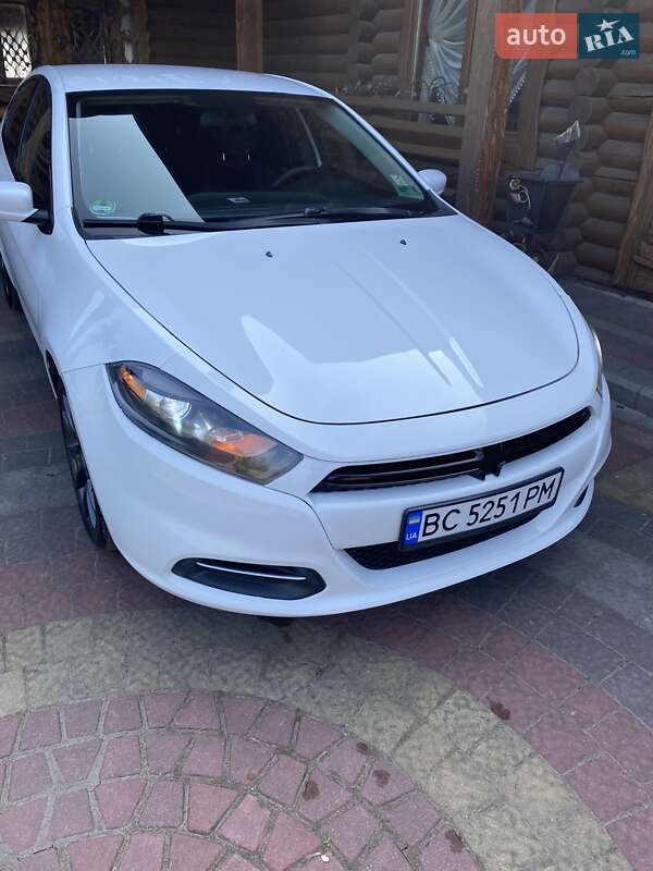 Седан Dodge Dart 2015 в Львові