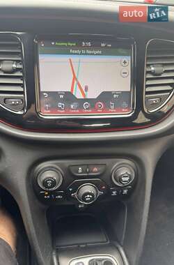 Седан Dodge Dart 2015 в 