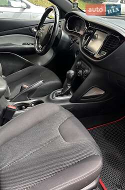 Седан Dodge Dart 2015 в 