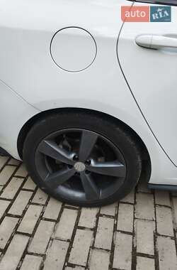 Седан Dodge Dart 2014 в 