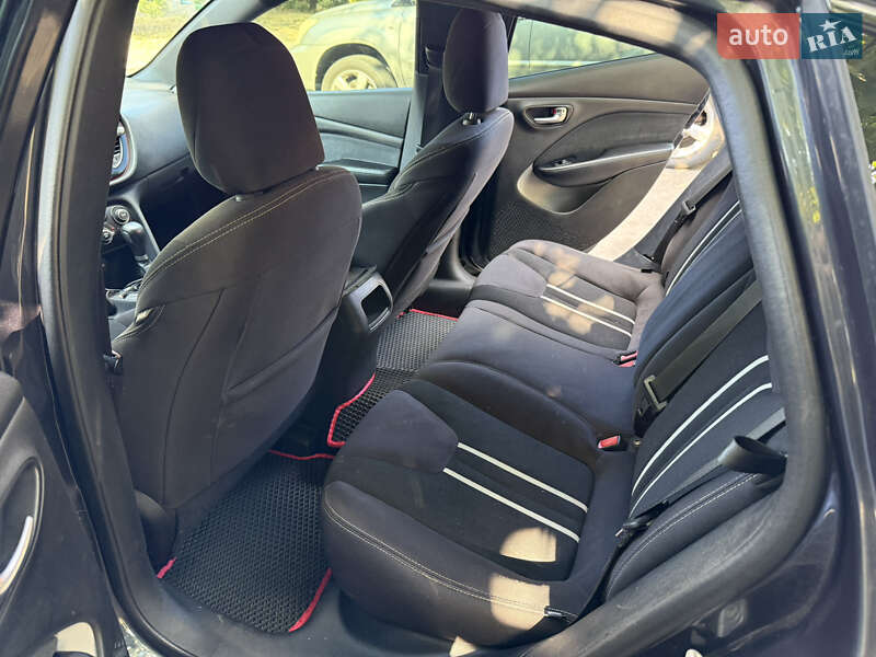 Седан Dodge Dart 2013 в Одесі