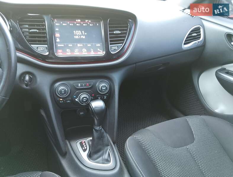 Седан Dodge Dart 2016 в Киеве
