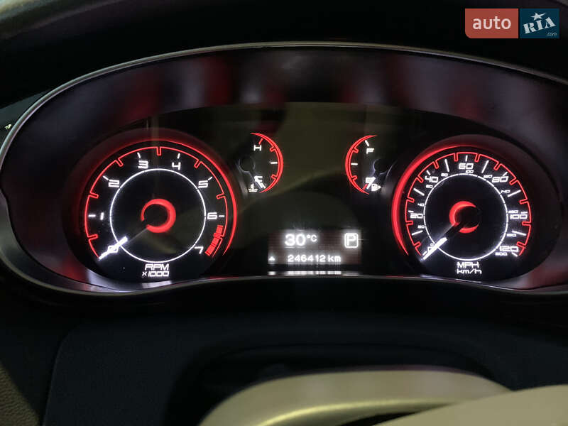 Седан Dodge Dart 2012 в Києві