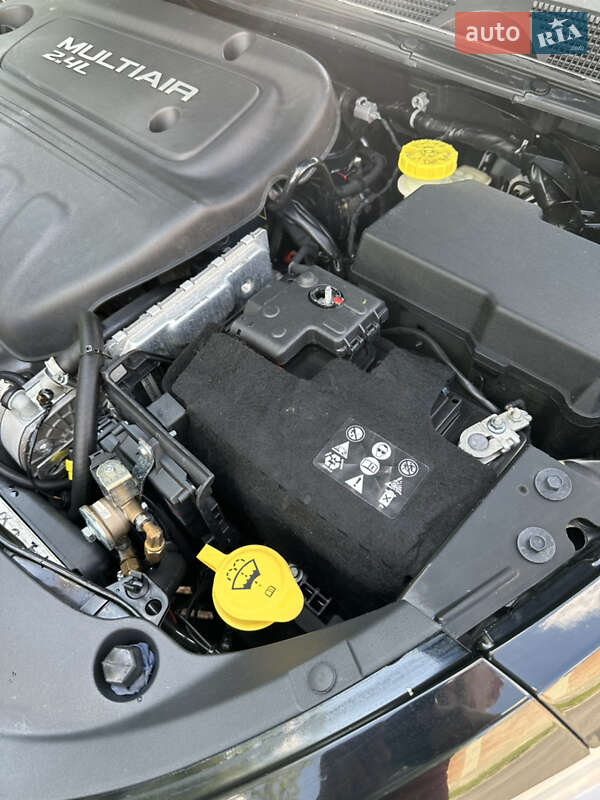 Седан Dodge Dart 2016 в Полтаве
