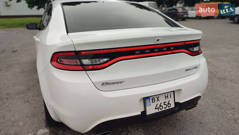 Седан Dodge Dart 2013 в Дубні