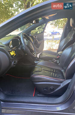 Седан Dodge Dart 2015 в 