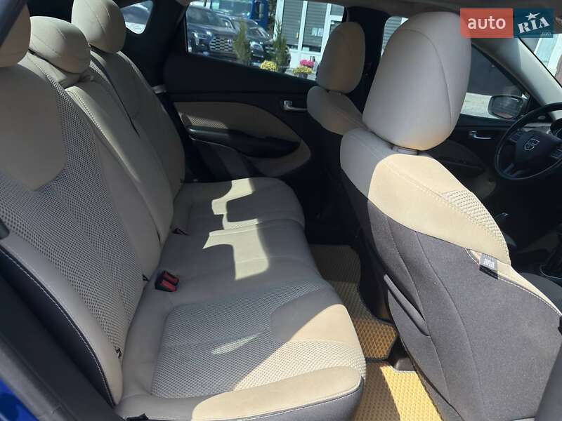 Седан Dodge Dart 2014 в Харкові