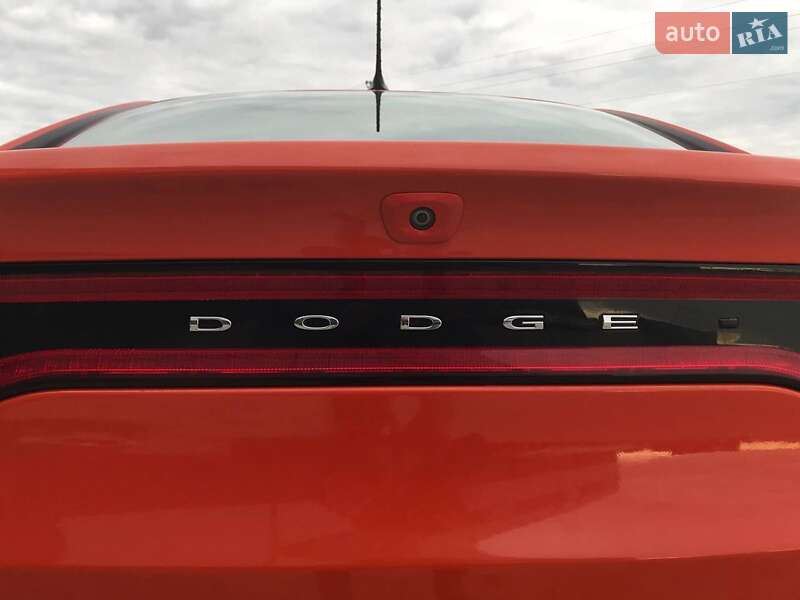 Седан Dodge Dart 2015 в Львове