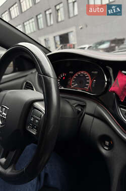 Седан Dodge Dart 2016 в 
