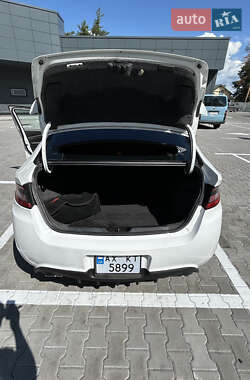 Седан Dodge Dart 2014 в 
