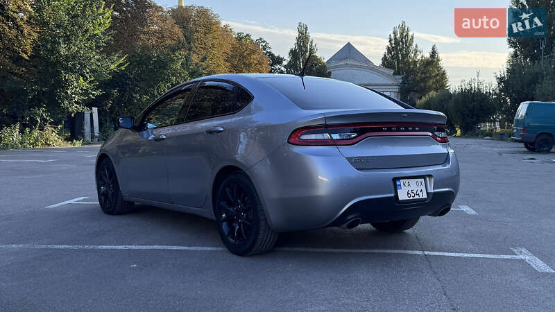 Седан Dodge Dart 2015 в Белогородке