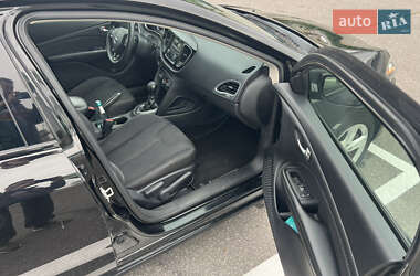 Седан Dodge Dart 2015 в 