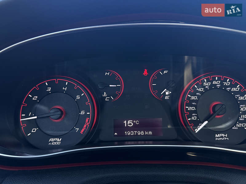 Седан Dodge Dart 2015 в Києві
