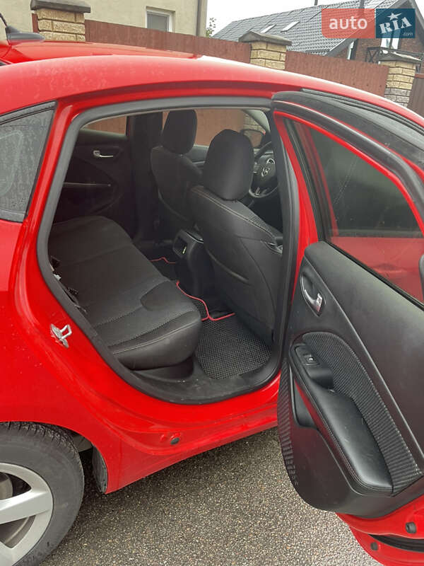 Седан Dodge Dart 2015 в Киеве