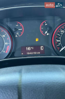 Седан Dodge Dart 2012 в 