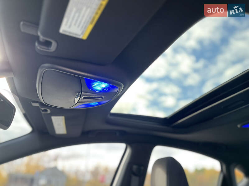 Седан Dodge Dart 2015 в Мені