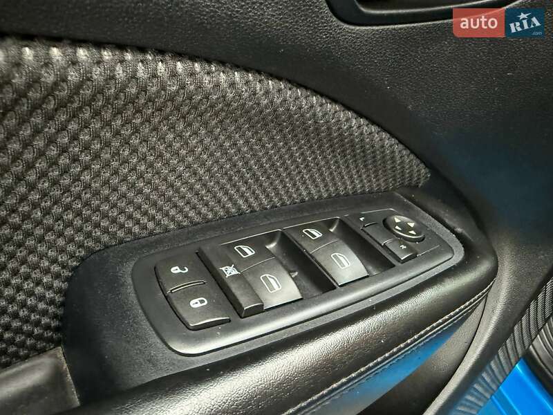 Седан Dodge Dart 2016 в Киеве