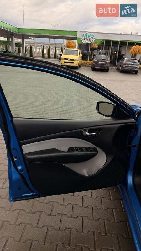 Седан Dodge Dart 2015 в Киеве фото 28 Седан Dodge Dart 2015 в Киеве