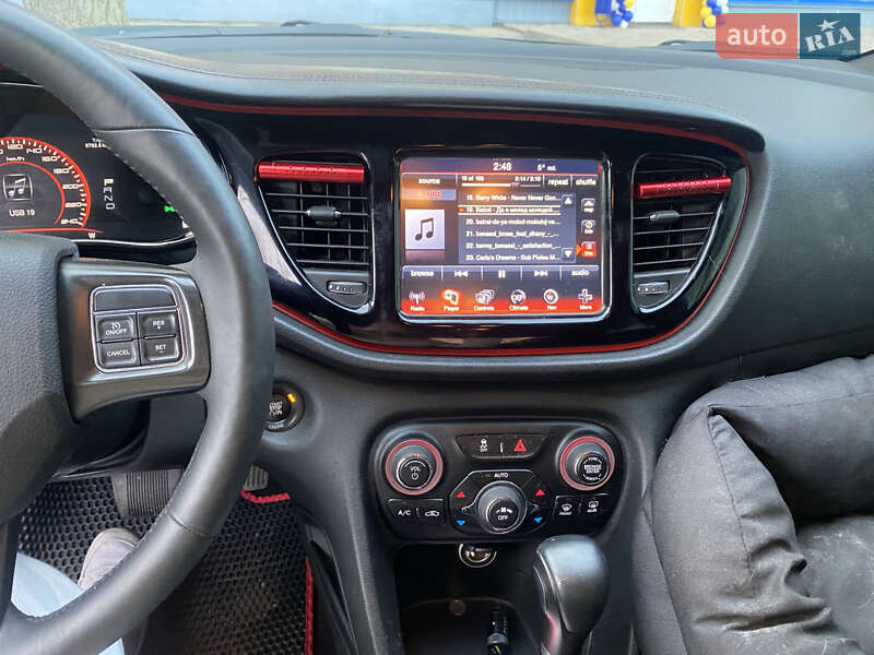 Седан Dodge Dart 2015 в Харкові