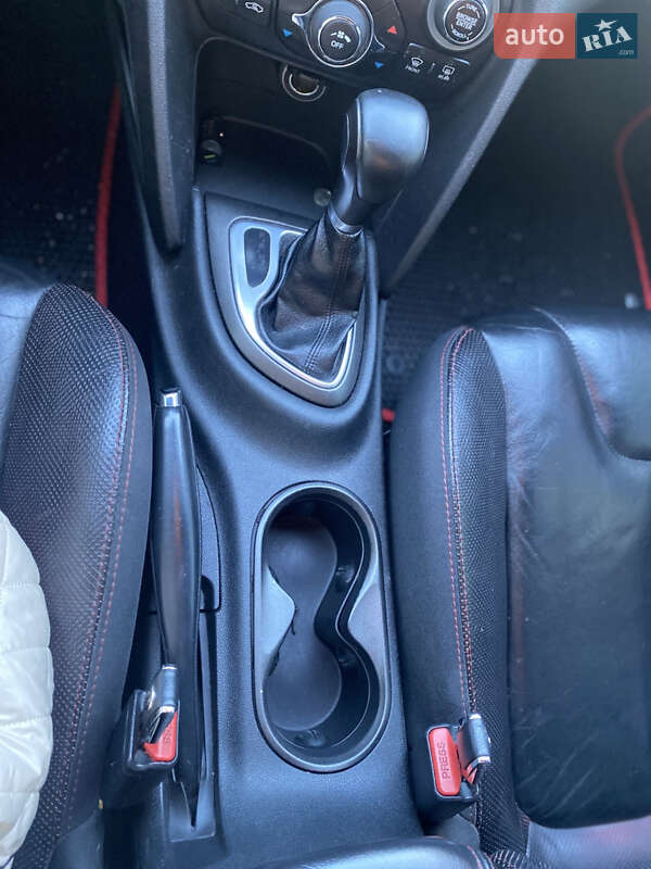 Седан Dodge Dart 2015 в Харкові