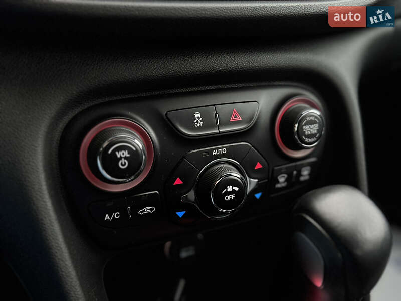 Седан Dodge Dart 2014 в Києві