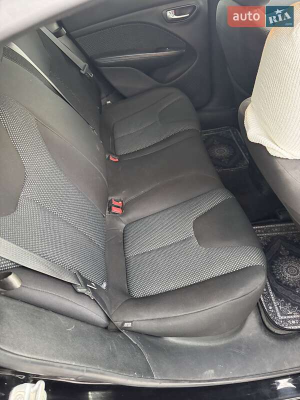 Седан Dodge Dart 2014 в Киеве фото 9 Седан Dodge Dart 2014 в Киеве