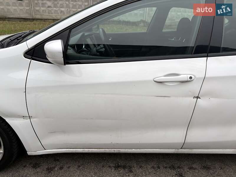 Седан Dodge Dart 2013 в Киеве