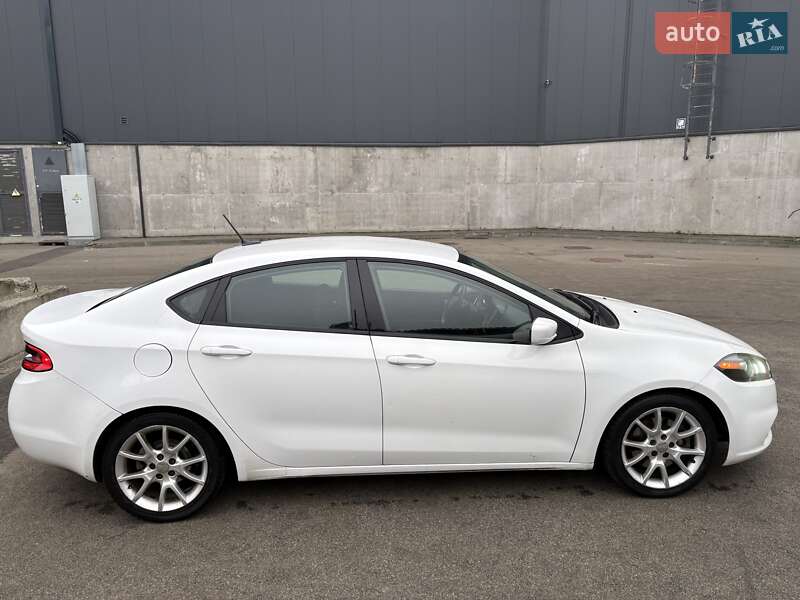 Седан Dodge Dart 2013 в Киеве