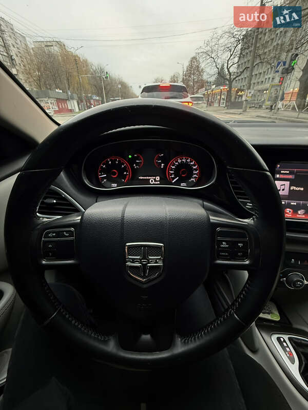 Седан Dodge Dart 2013 в Хмельницком