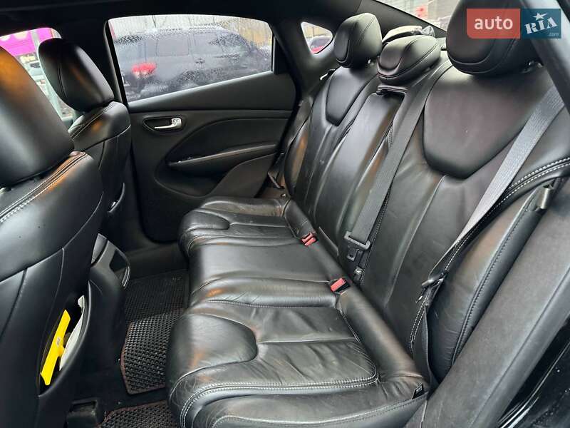 Седан Dodge Dart 2013 в Киеве фото 9 Седан Dodge Dart 2013 в Киеве