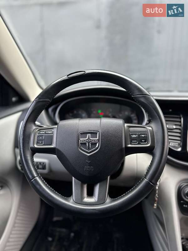 Седан Dodge Dart 2013 в Сумах