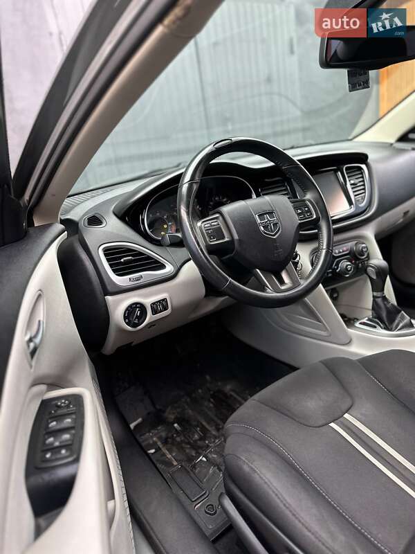 Седан Dodge Dart 2013 в Сумах