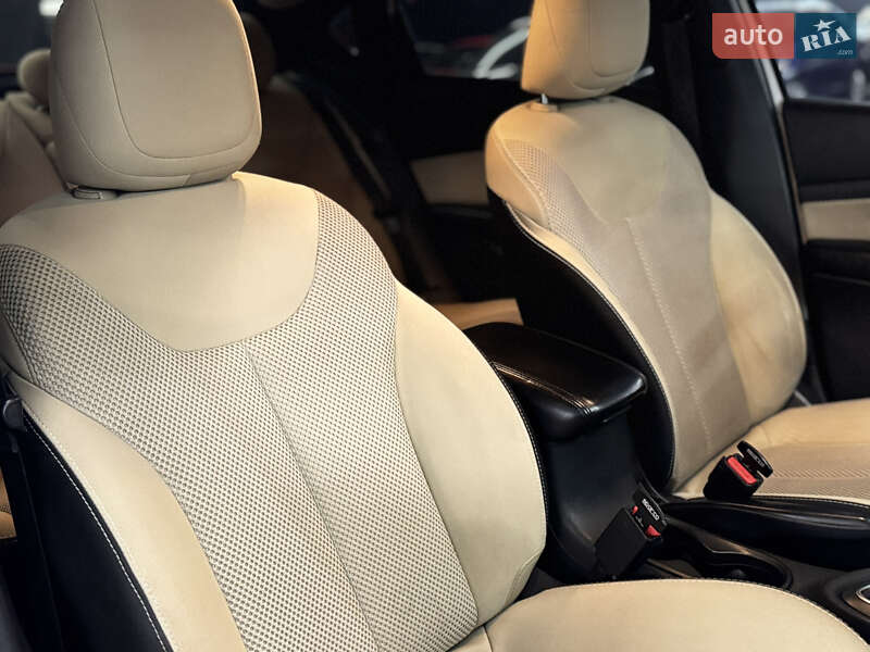 Седан Dodge Dart 2015 в Николаеве