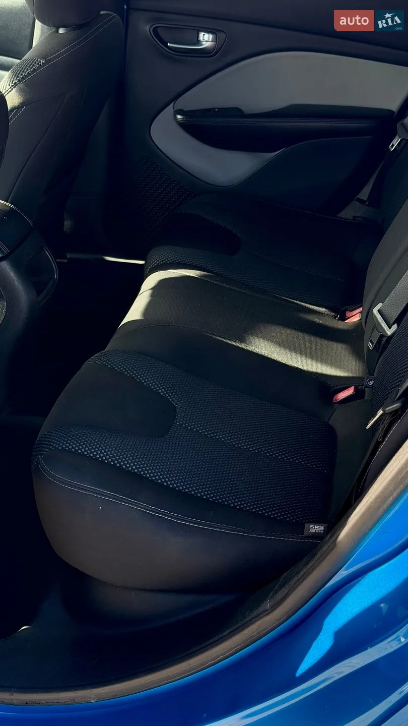 2015 Dodge Dart - мініатюра 14