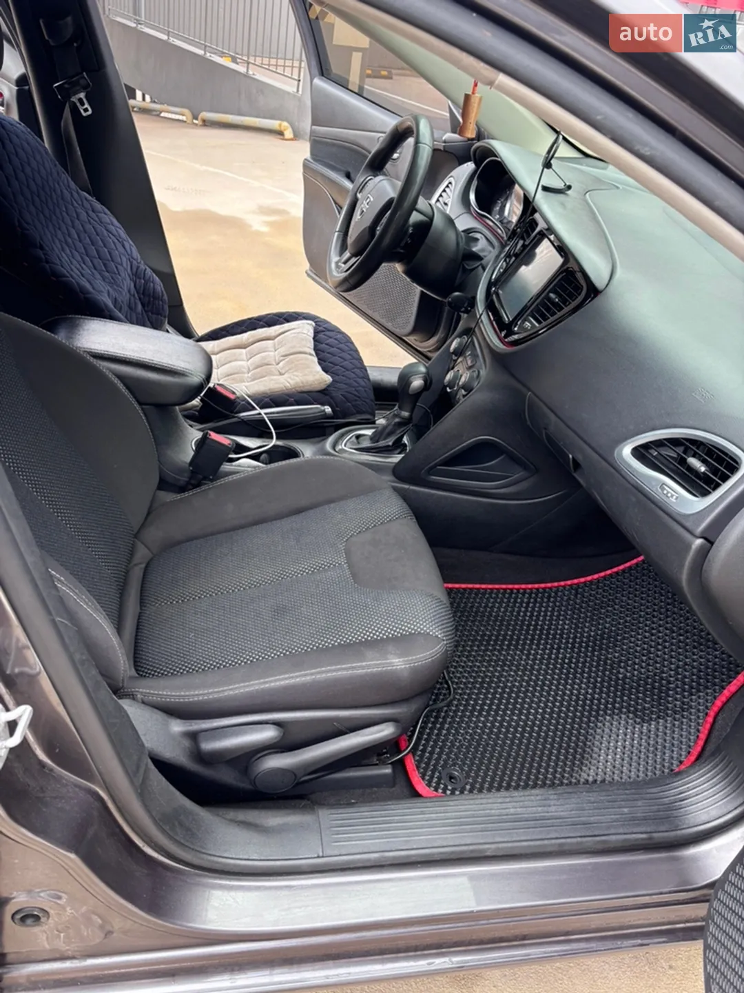 2014 Dodge Dart - мініатюра 19