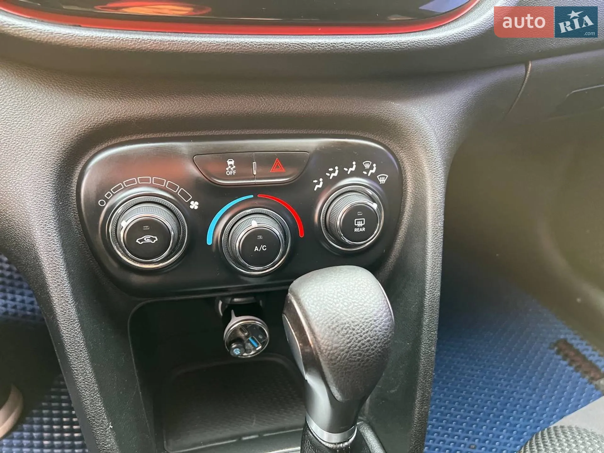 2015 Dodge Dart - мініатюра 26