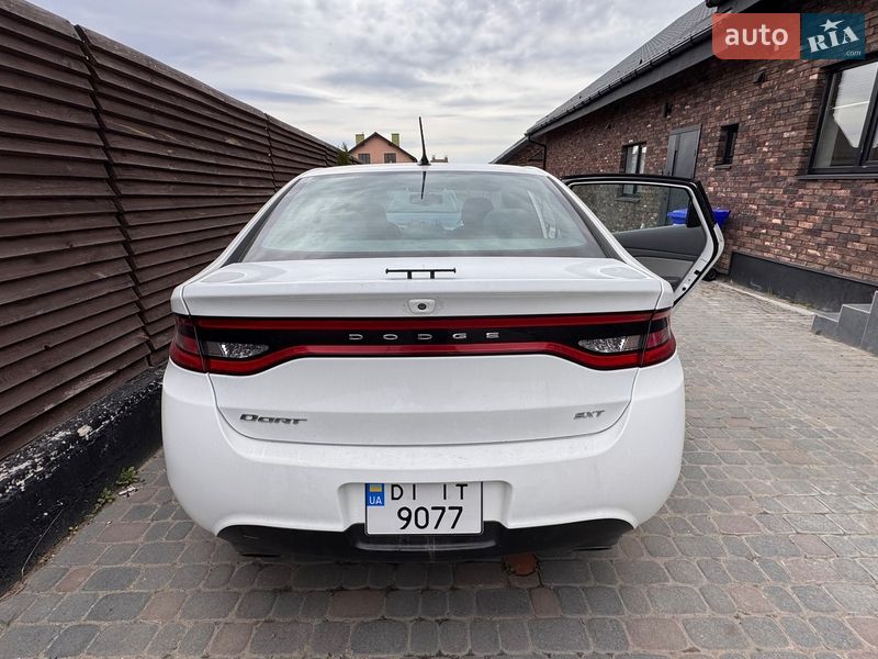 Седан Dodge Dart 2012 в Львові