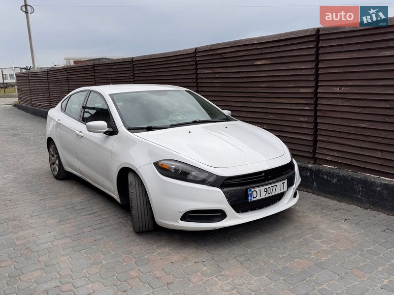 Седан Dodge Dart 2012 в Львові