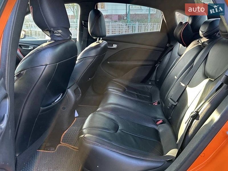 Седан Dodge Dart 2014 в Киеве