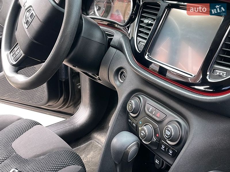 Седан Dodge Dart 2015 в Днепре