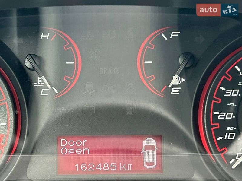 Седан Dodge Dart 2015 в Ивано-Франковске