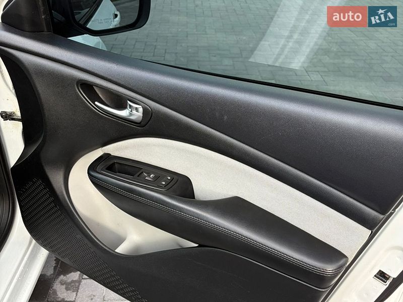 Седан Dodge Dart 2015 в Лубнах